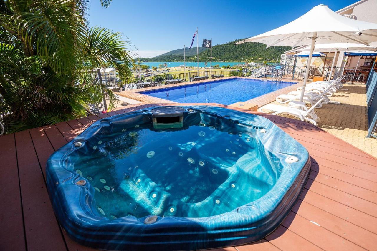 Ocean Views 16 Pool & Spa Wi-Fi Airlie Beach Ngoại thất bức ảnh